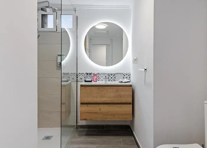 Home2book & Palmas *